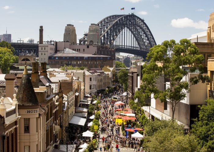 Sydney in May: Iconic Landmarks & Vivid Light Festival