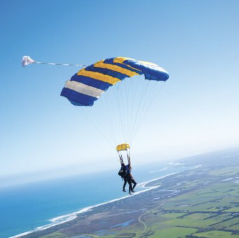 skydive east coast australia road trip