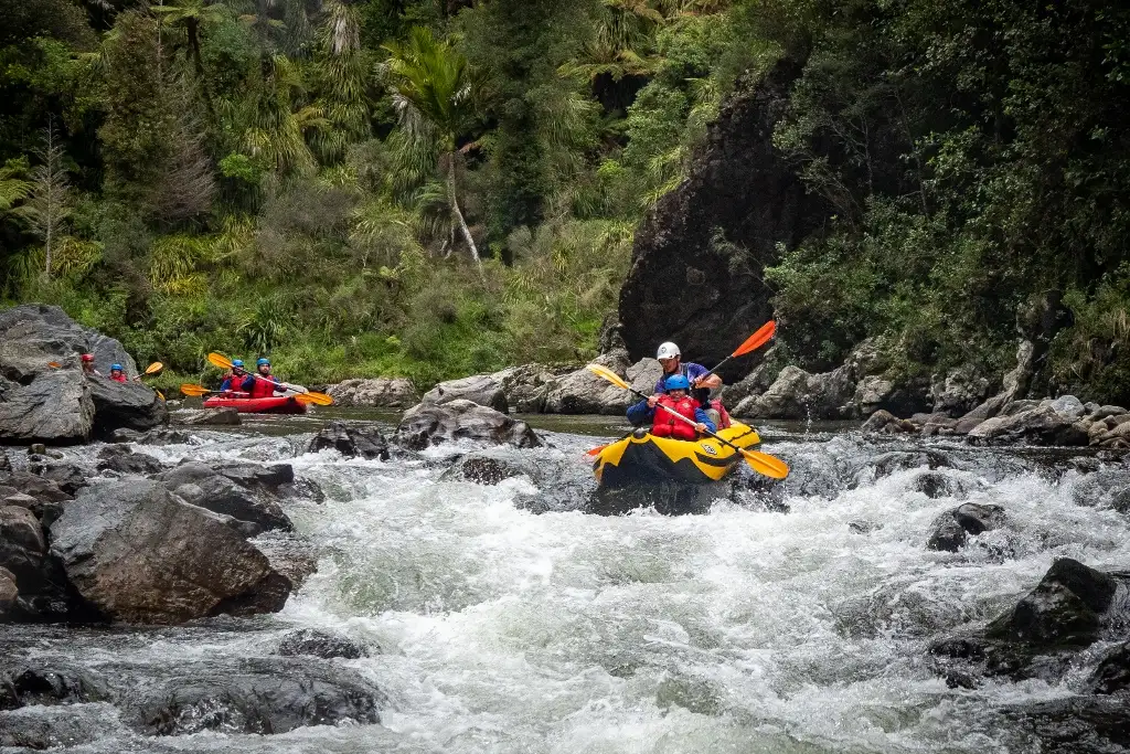 Te awa Kairangi/Hutt River Grade 2 Scenic Rafting Tour