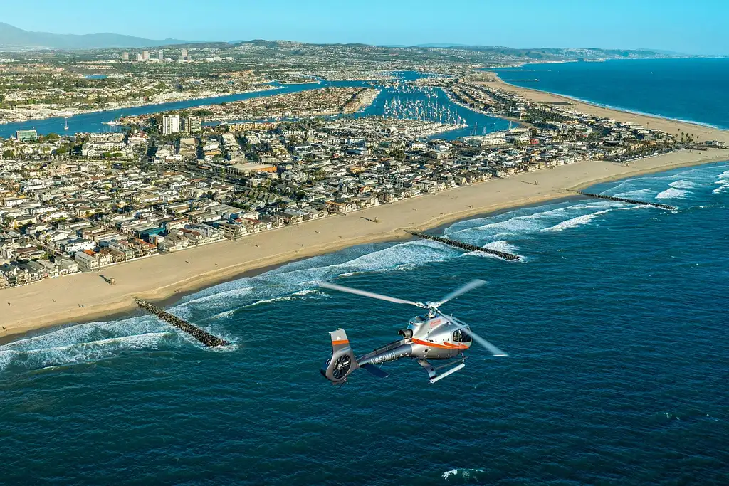 Hollywood & Beyond Helicopter Tour