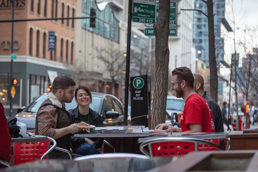 Total Chicago: Food And Architecture Tour