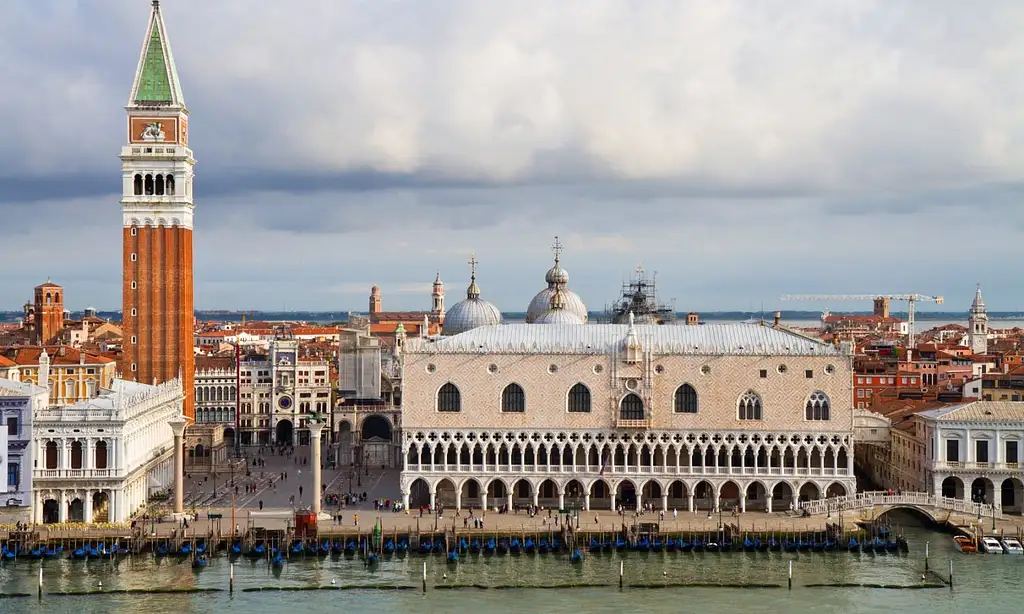 Doge’s Palace And St. Mark's Basilica Skip-The-Line And Guided Tour