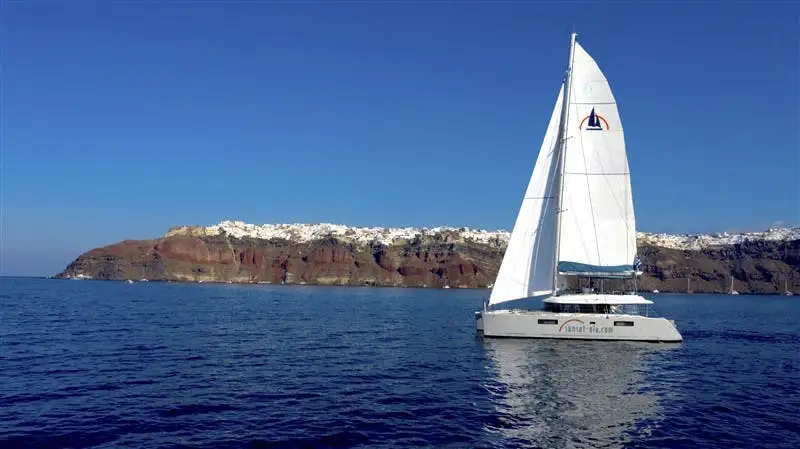 Diamond Morning Cruise In Santorini