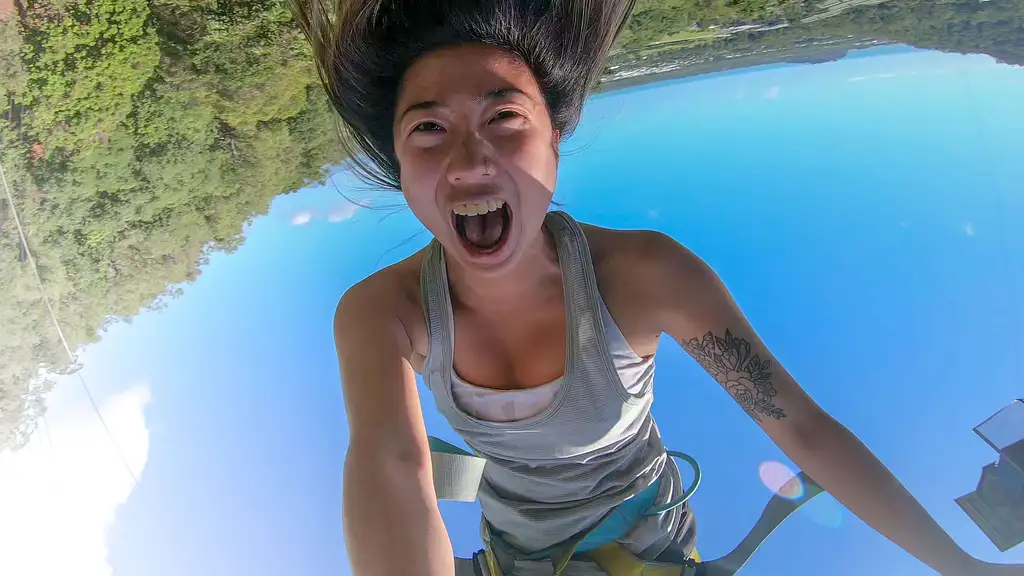 Bungy Jump and Giant Swing Combo | Skypark Cairns