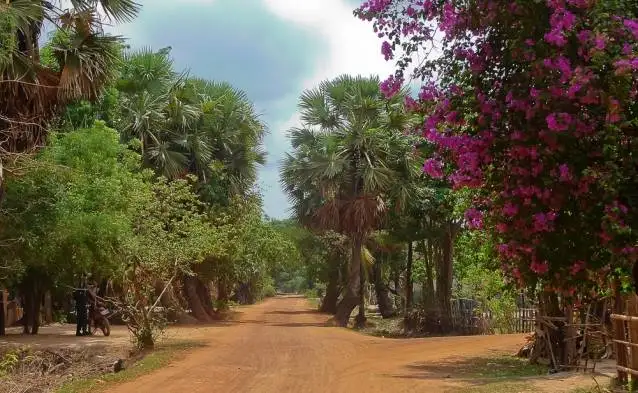 Khmer Way Motorbike Tour