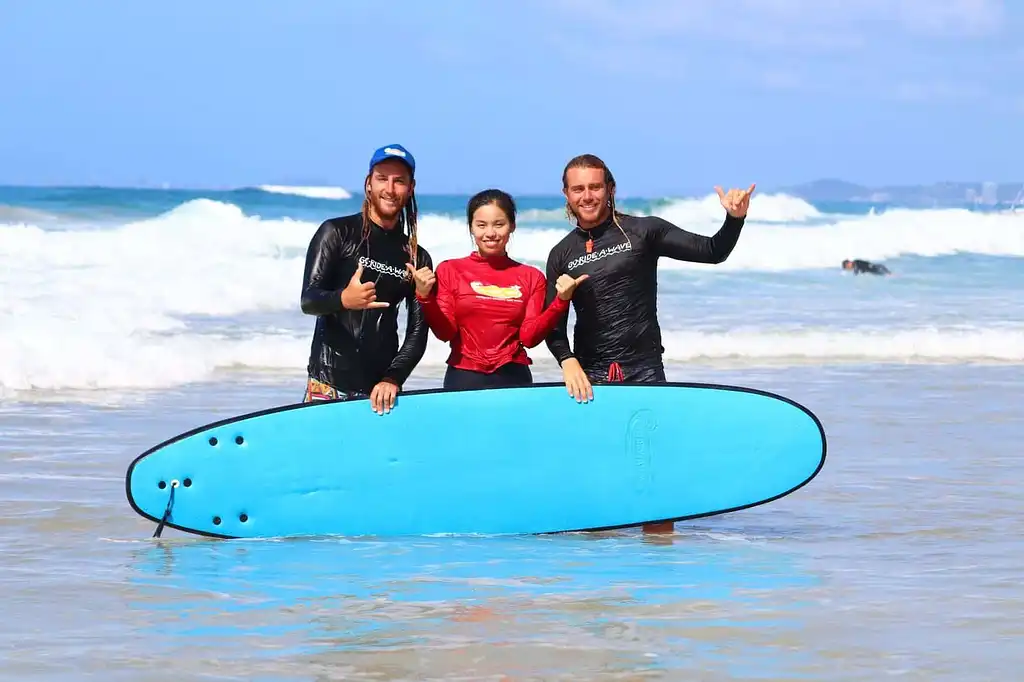 Surf Lesson at the Gold Coast - 2 hours