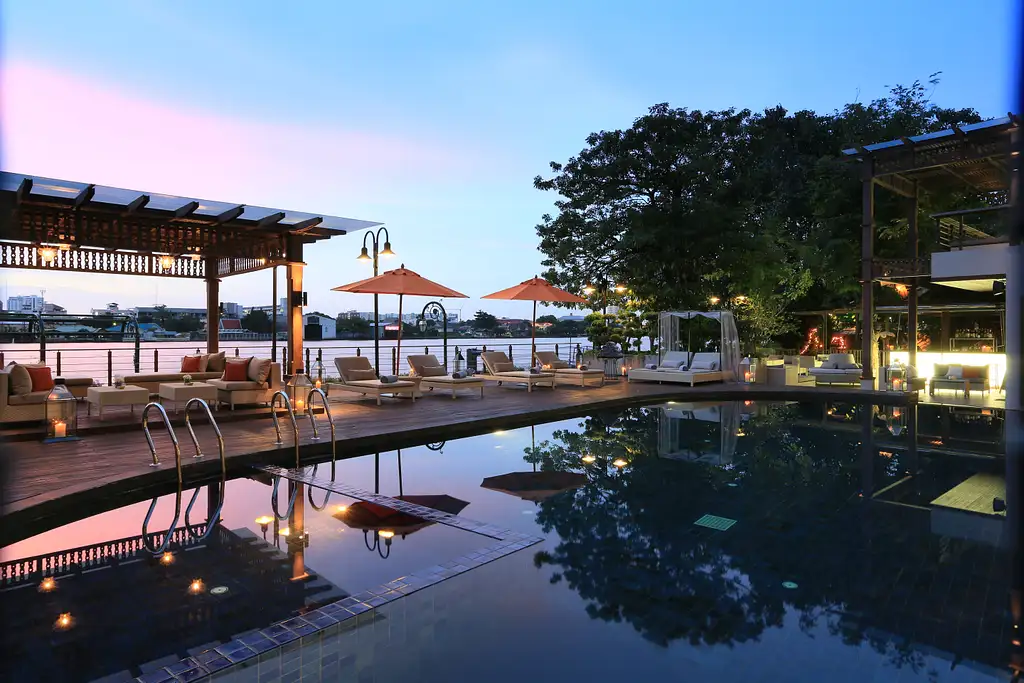 15 Day Thailand Elephants and Beaches Adventure: 4 Star Boutique Accom - Fully Guided