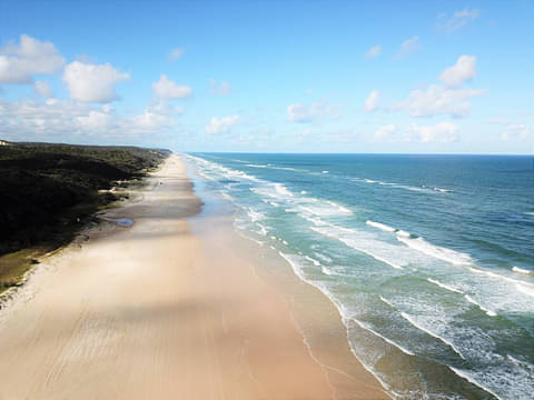 3 Day K'gari (Fraser Island) 4WD Tag-Along Adventure | Backpacker Deals