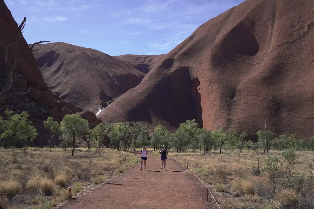 4 Day Uluru & Kings Canyon Adventure | Intrepid Tour