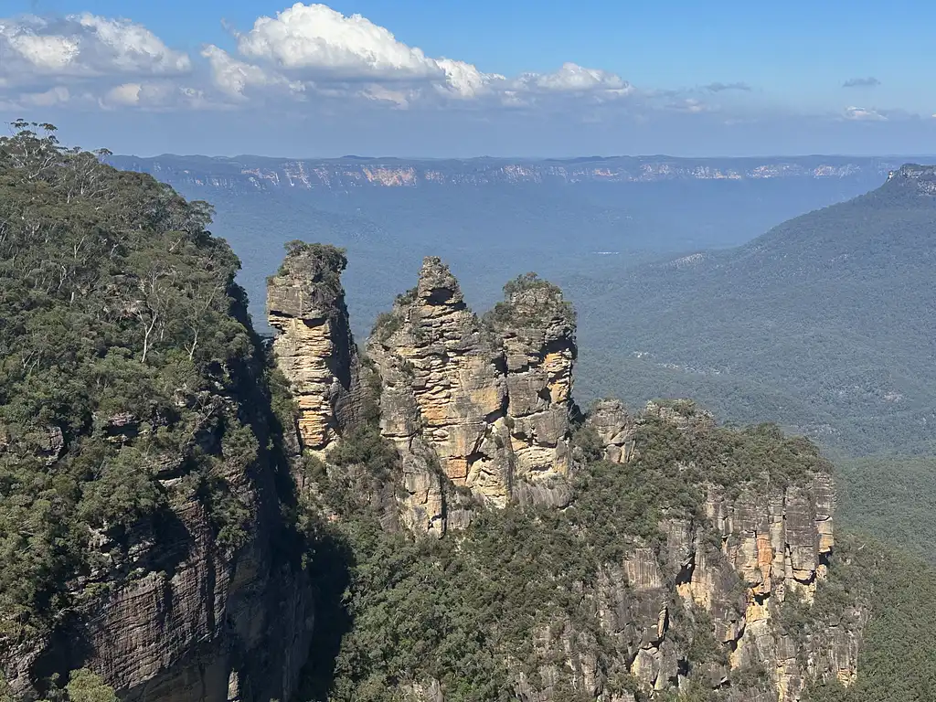 Blue Mountains Adventure Tour inc Scenic World, Harbour Ferry Cruise, Waterfalls and Sydney Zoo with FREE up-close Koala Digital Photo