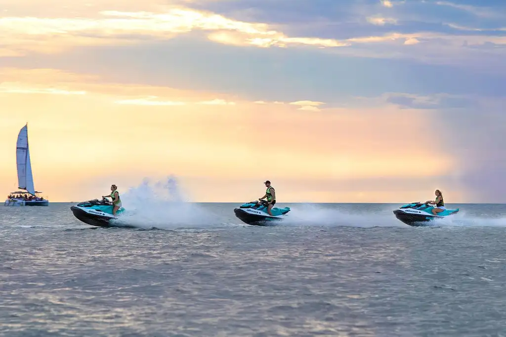 Honey Rider Sunrise Jet Ski Tour