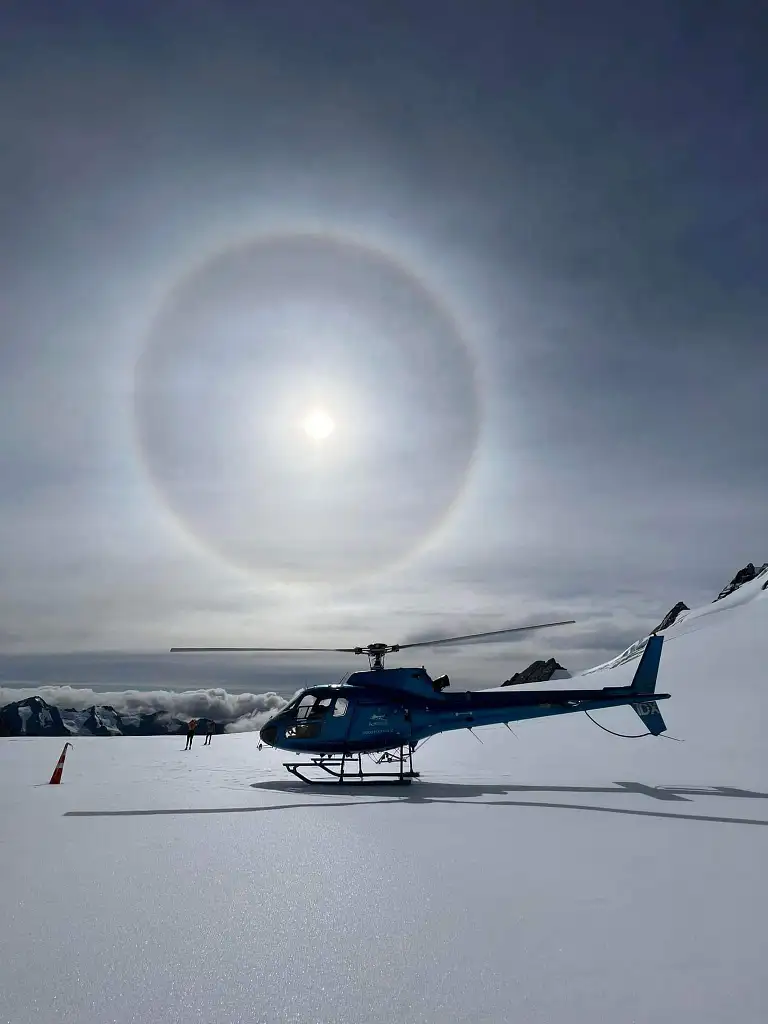 25-minute Glacier Explorer Helicopter Flight with Snow Landing