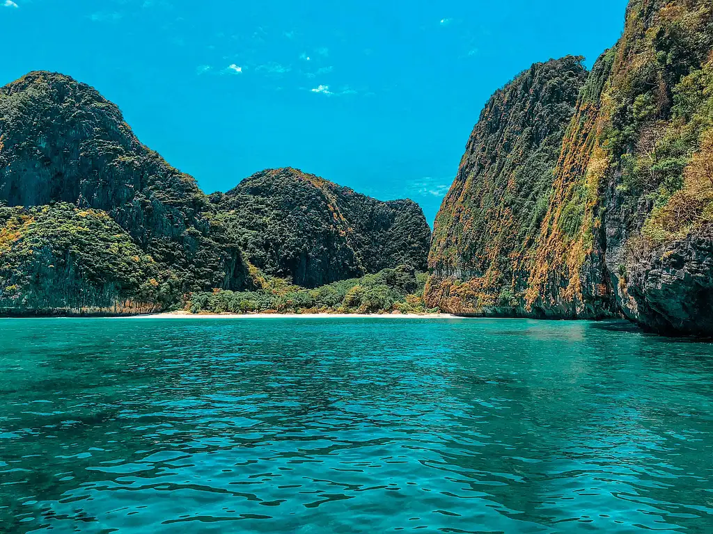 Phi Phi Island Private Boat Tour