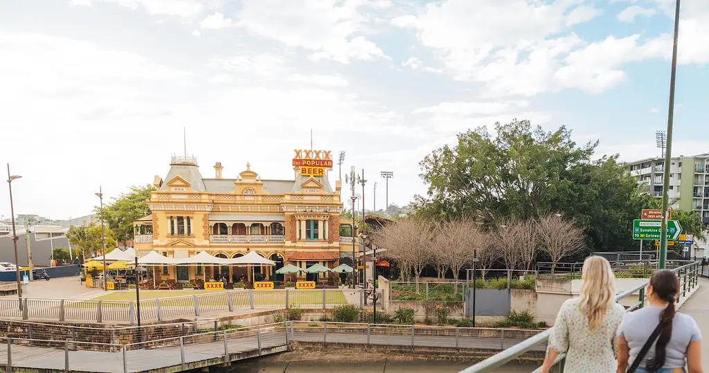 Brisbane Cruise to Lunch Package