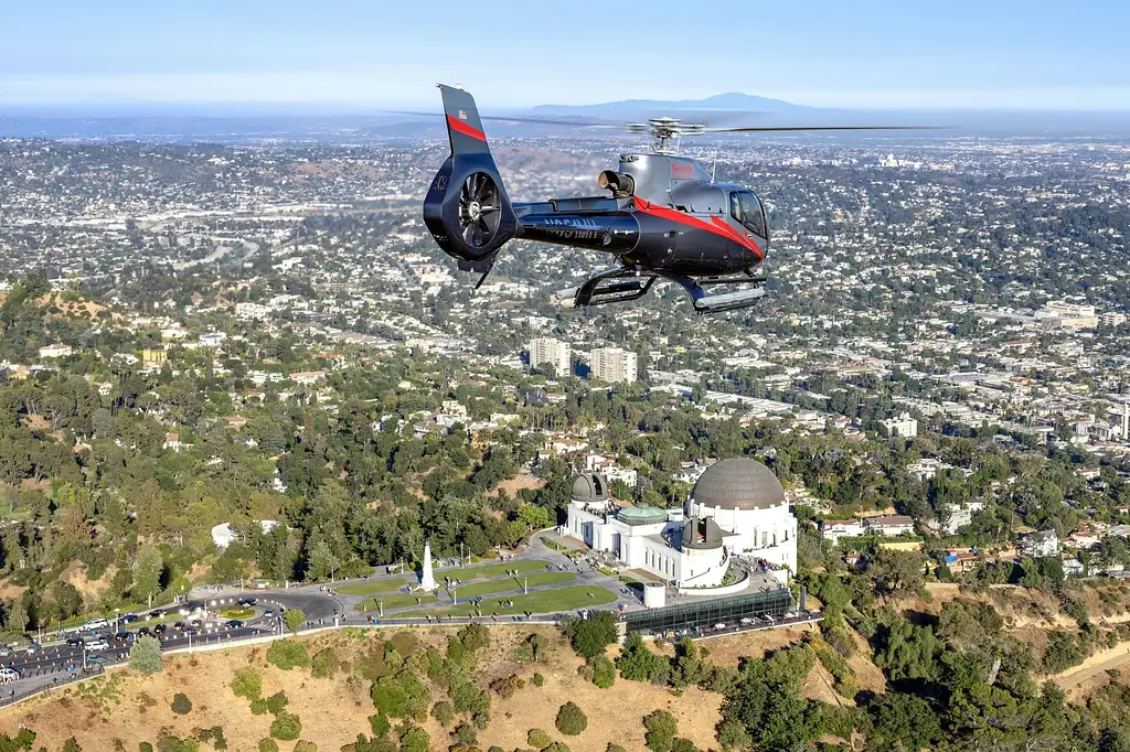 Hollywood & Beyond Helicopter Tour