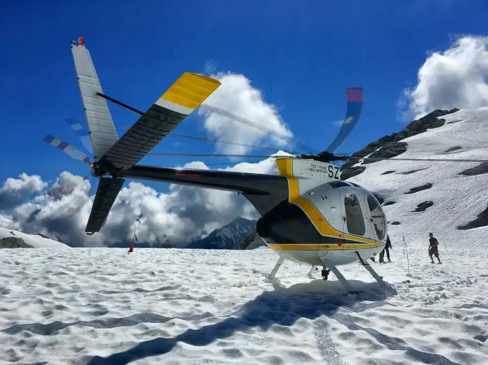 Fox Glacier and Mt Cook: Scenic Flight with Snow Landing