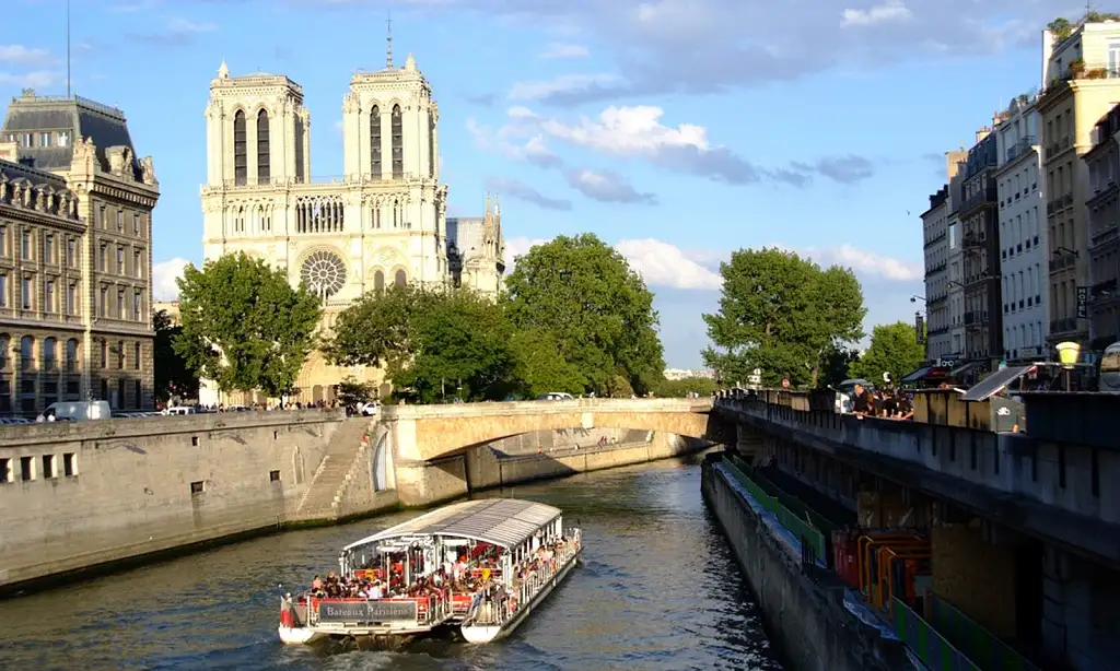 Paris City Tour, Seine Cruise And Eiffel Tower Skip-The-Line Tickets