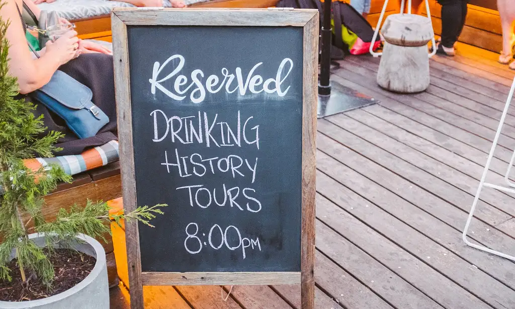 Melbourne History And Hidden Bars Tour