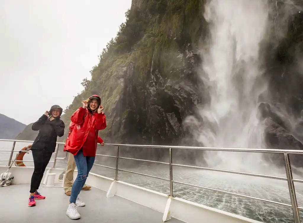 Milford Sound Nature Cruise