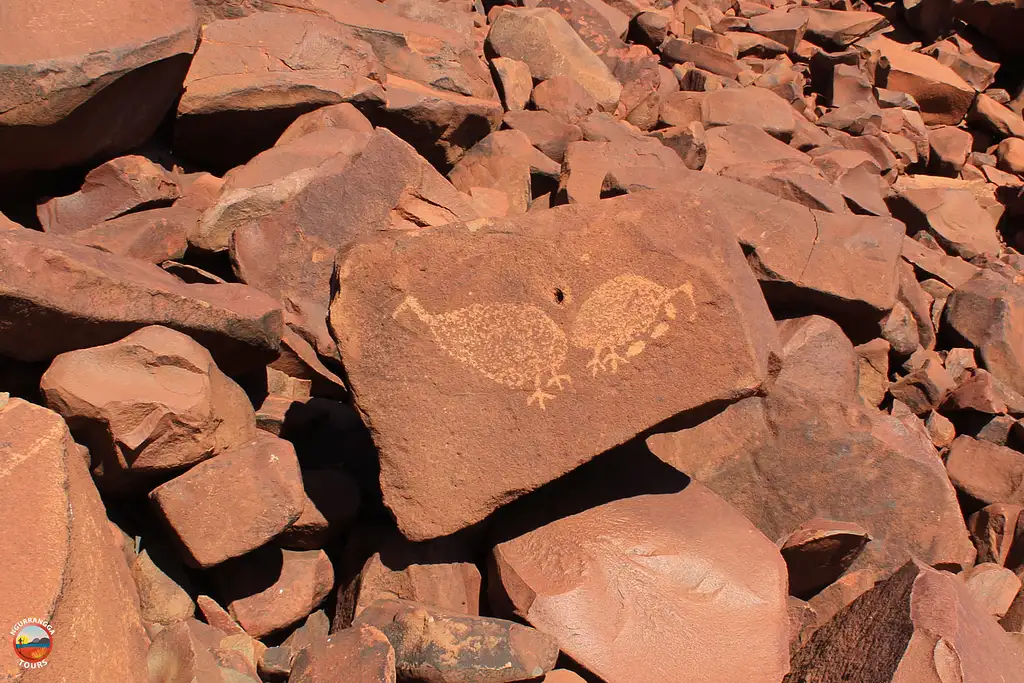 Rock Art Tour - Nganjarli