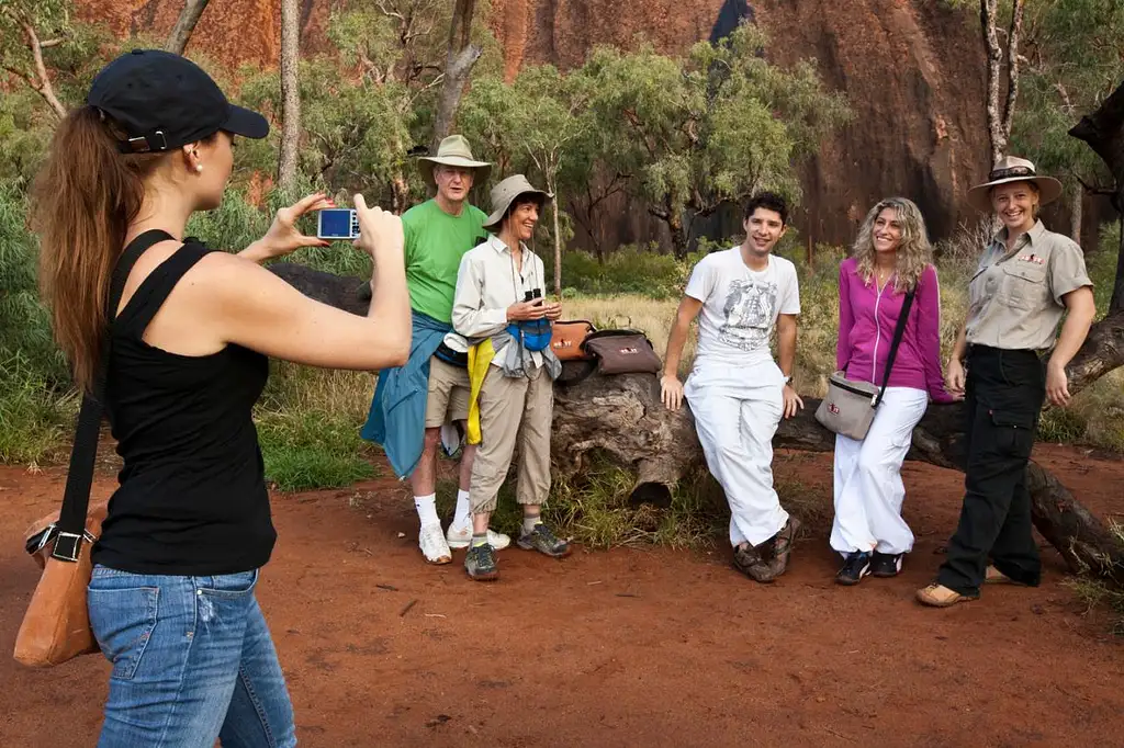 SEIT Uluru Trek - Sunrise Full Base Walk