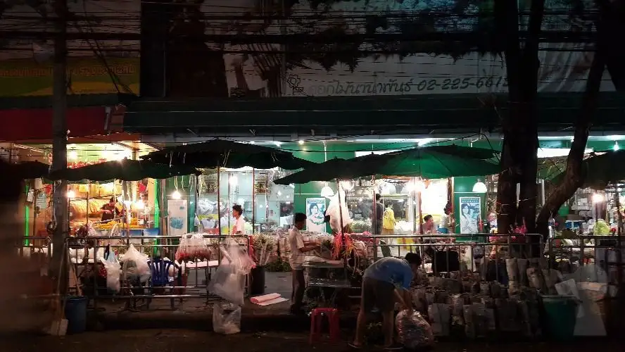 Bangkok By Night: Food & Market Tour