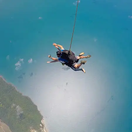 Cairns Tandem Skydive