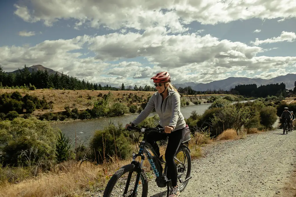 Wanaka and Hawea Trails - E-Bike Hire and Shuttle