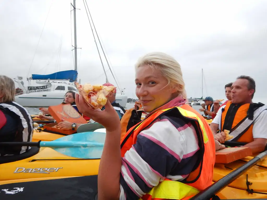 Sunset 'Pizza and Paddle' Kayak Tour - Batemans Bay