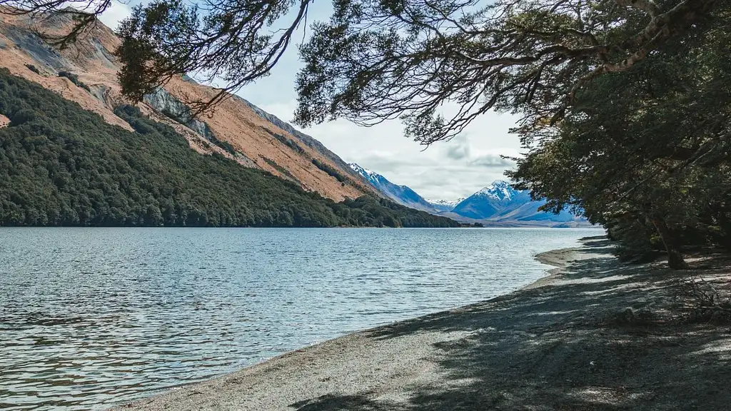 Premium Milford Sound & Te Anau Highlights 2 day Combo Small Group Tour from Queenstown