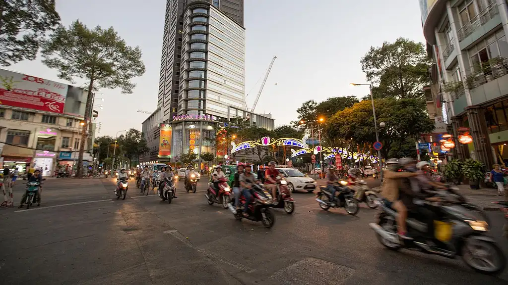 3 Day Hanoi Escape: Night Life, City Vibes & Bia Hoi Corner | G Adventures 18 to 35's