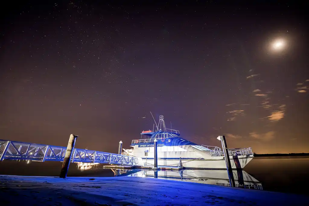 DJ Tiki on the Gold Coast Broadwater | 2.5 Hour Friday Night Cruise