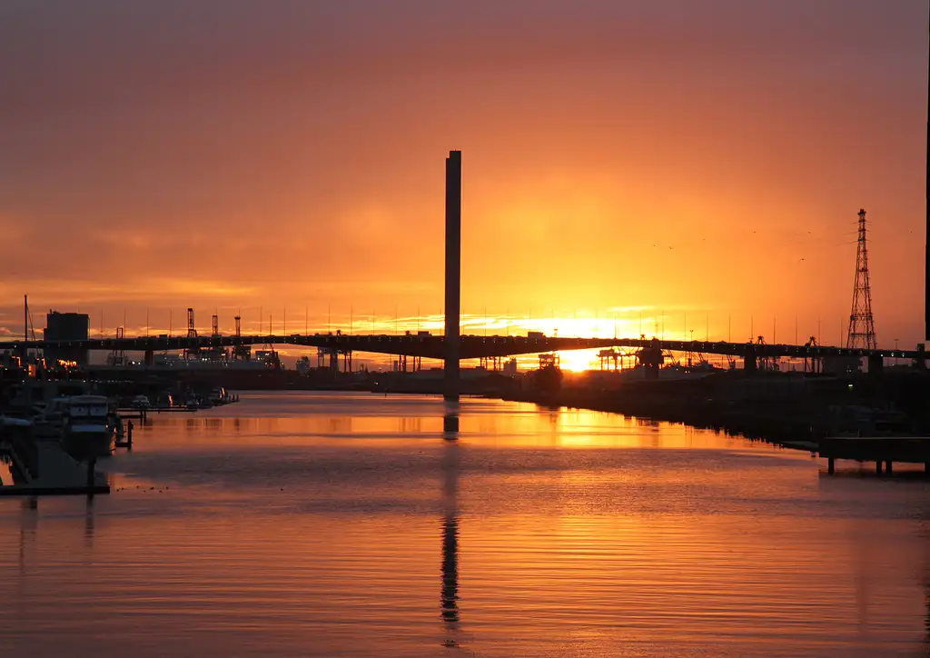 Golden Hour Cruise - Melbourne