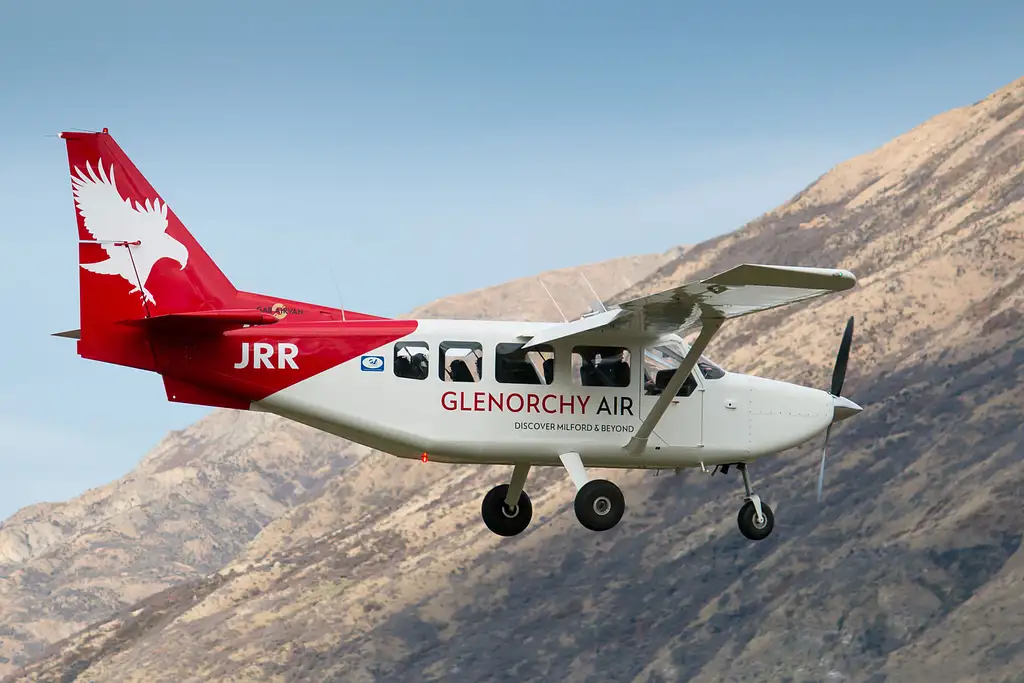 Milford Sound Scenic Flight From Queenstown