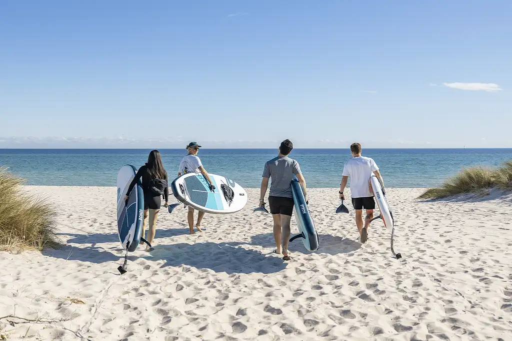 Mornington Peninsula Paddle, Pinot & Pools