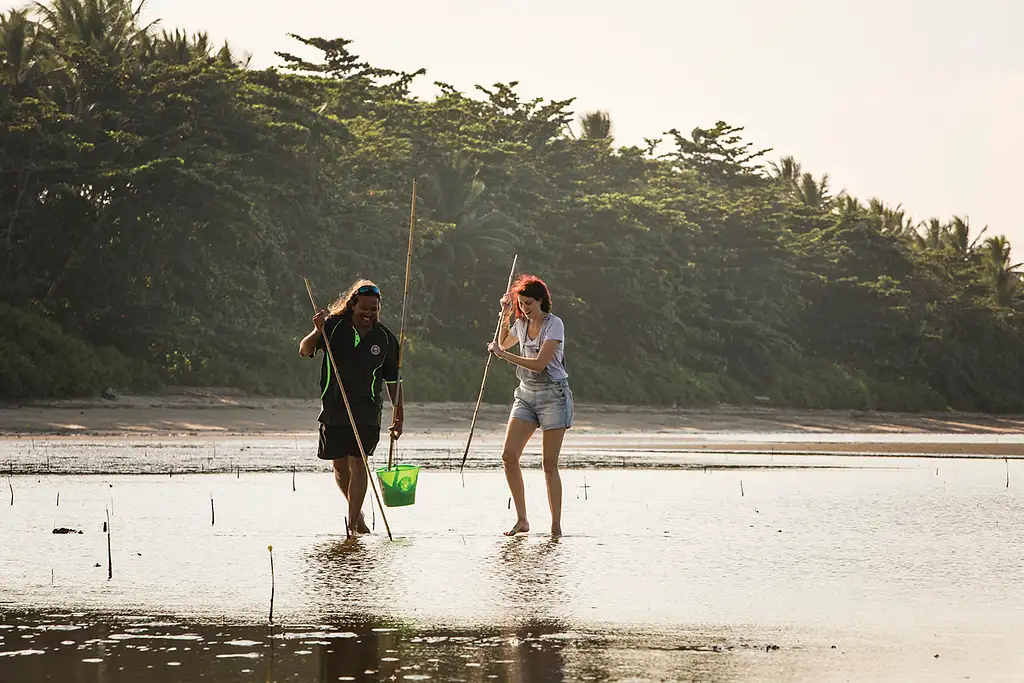 Daintree Dreaming - Traditional Aboriginal Fishing