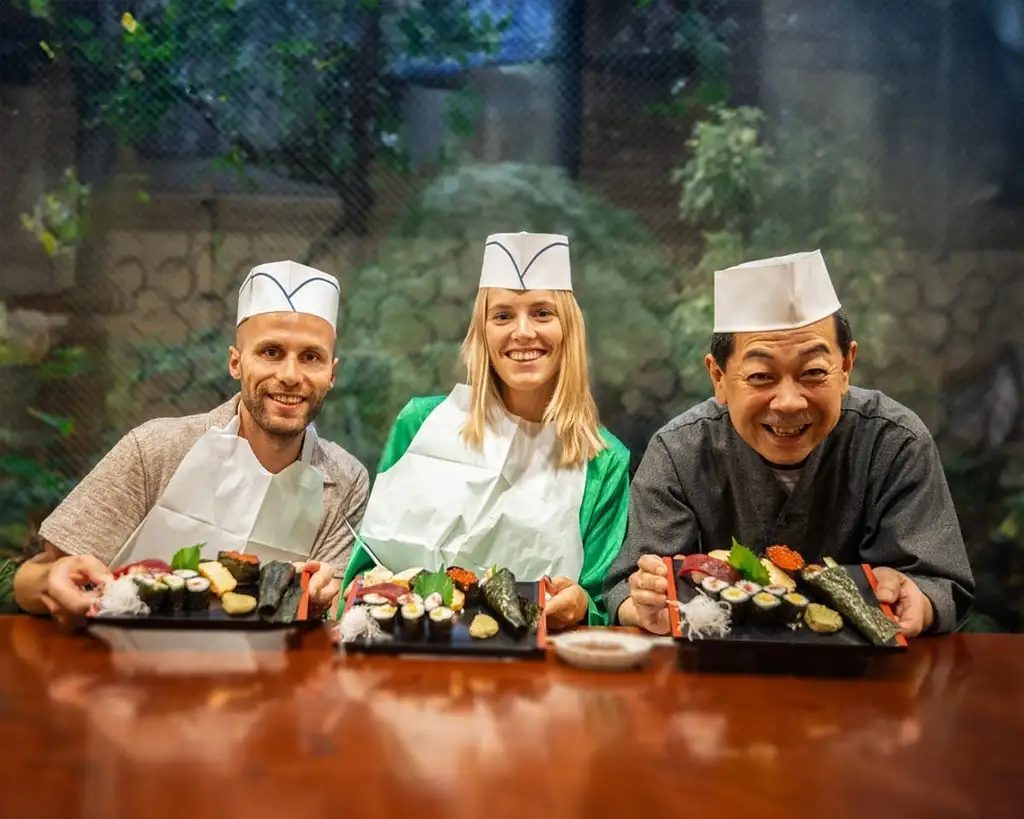 Sushi Making Class at a Century-Old Sushi Restaurant in Tokyo