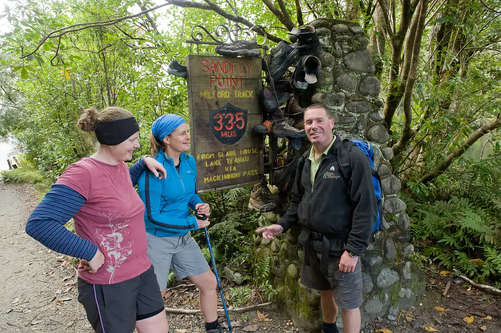 Milford Track Guided Walk & Boat Cruise - From Milford Sound