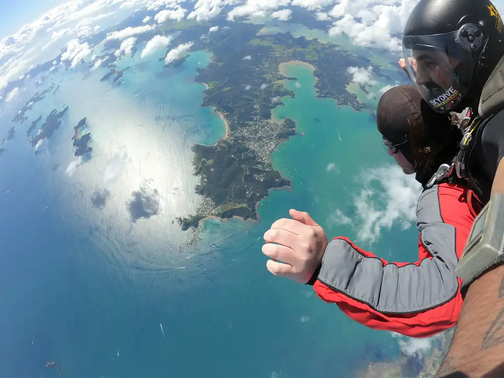 Bay of Islands Tandem Skydive: 16,500ft, 12,000ft, 9000ft