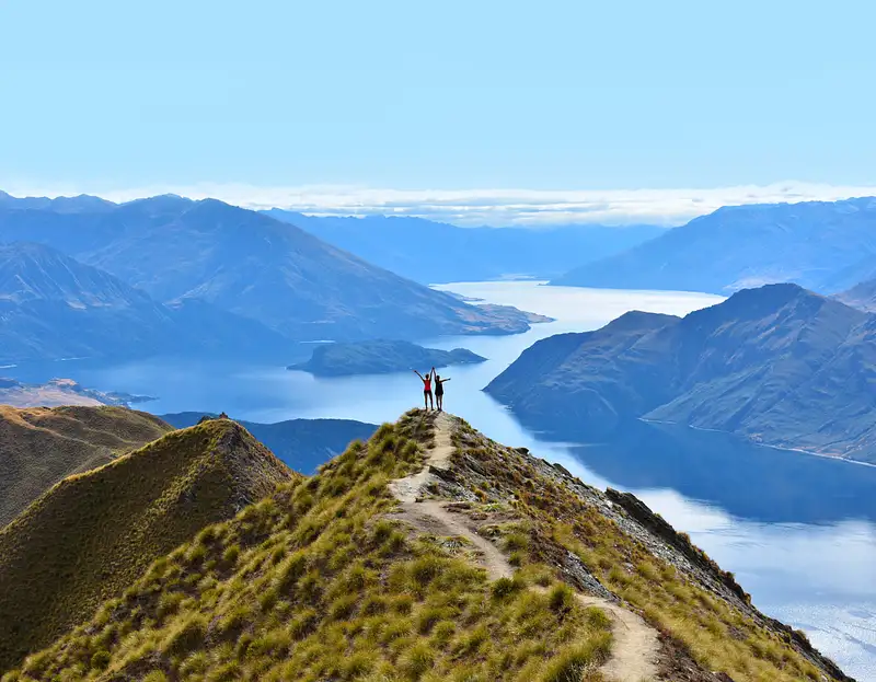 Stray Hop On - Hop Off South Island (Willy Pass: 15 Days)