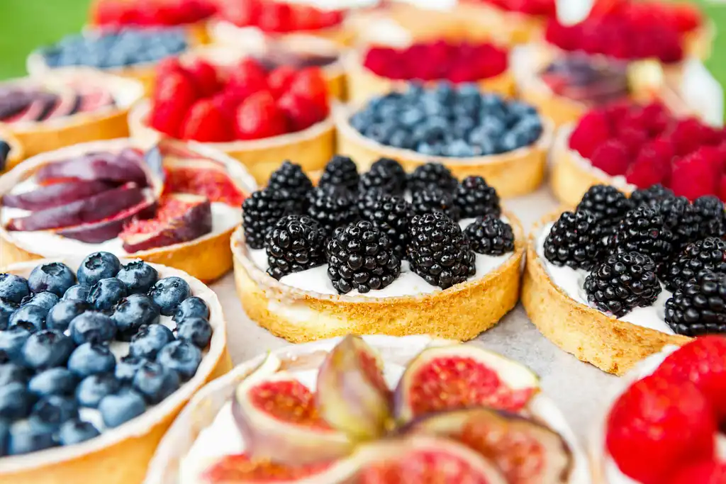 Pastry and chocolate tour in Saint-Germain-des-Prés neighborhood