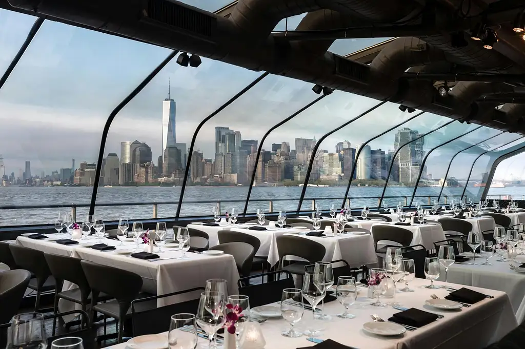 Bateaux New York Bottomless Mimosa Brunch Cruise