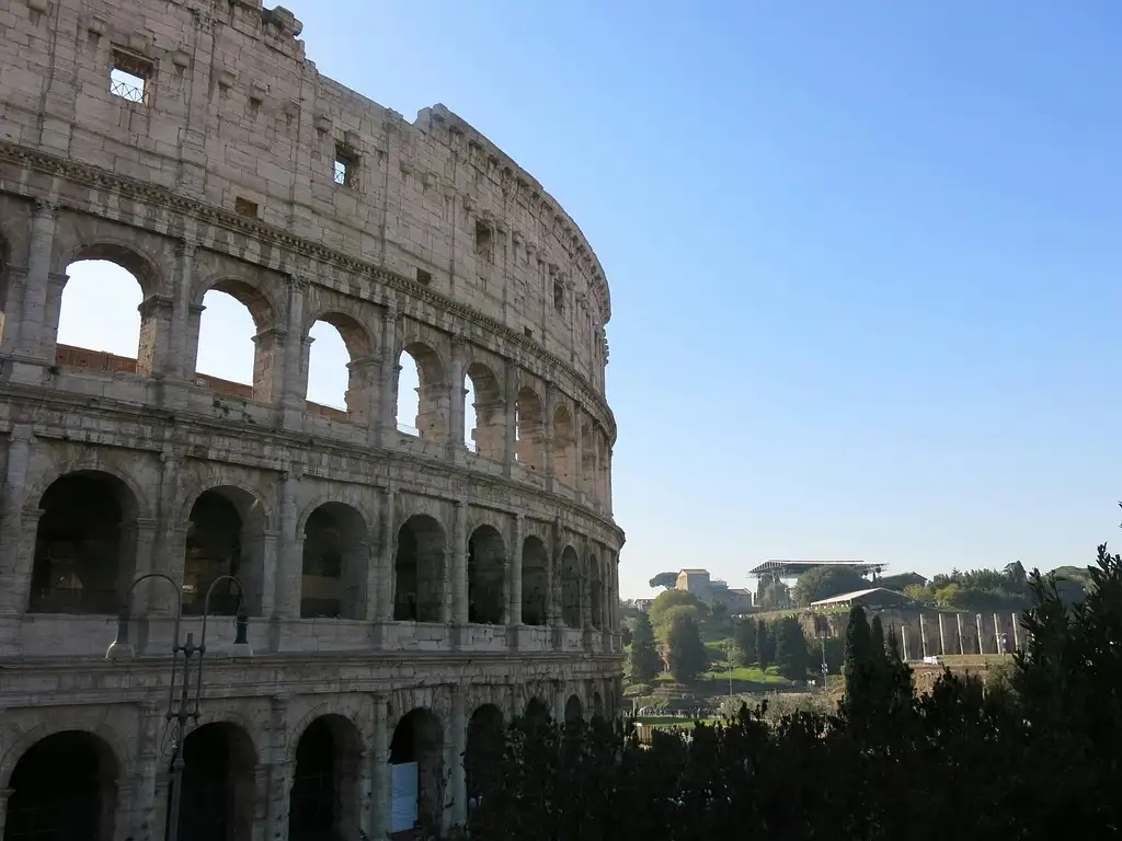 Restricted areas tour of Gladiator's Arena and Roman Forum