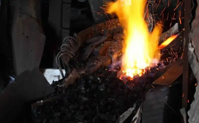 Medieval Knife-Making