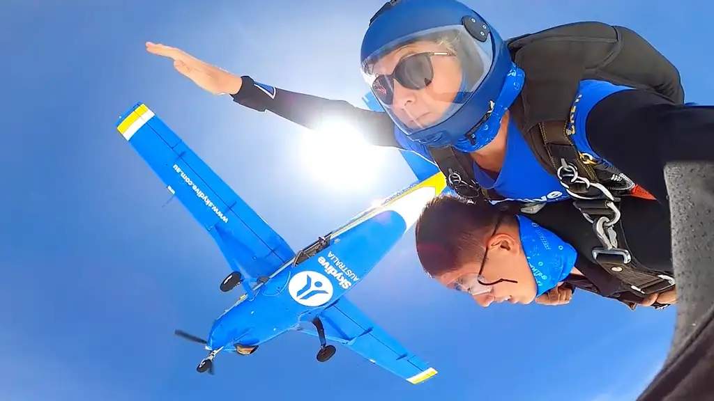 Skydive Cairns | Up To 15,000ft Tandem Skydiving | Great Barrier Reef