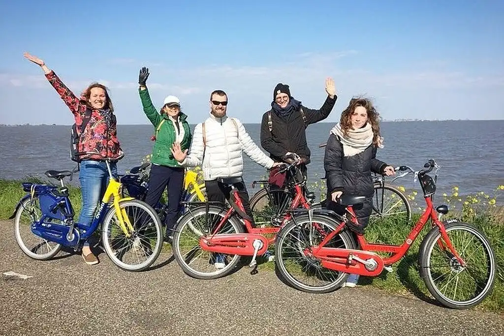 Amsterdam countryside full-day private guided bike tour