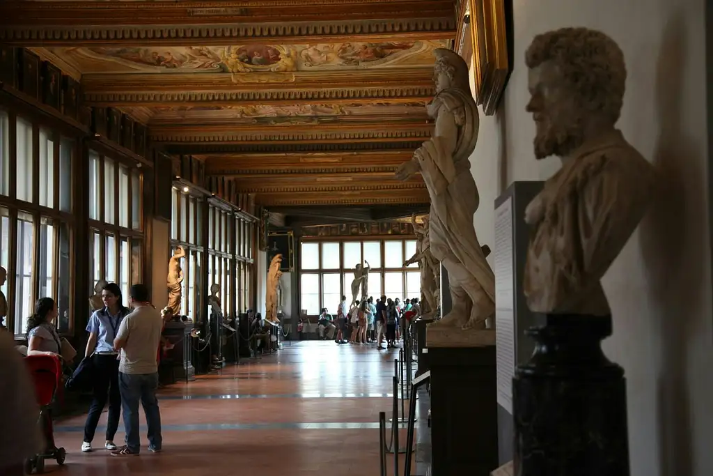 Uffizi Gallery Skip The Line Tour With Local Guide | Small Group