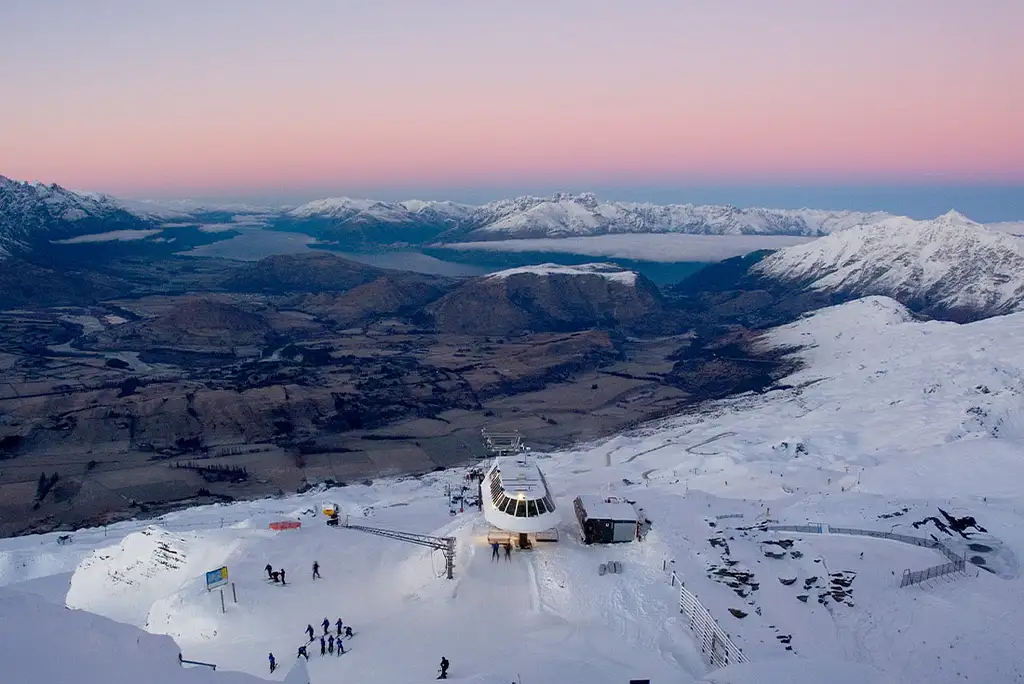 Ski New Zealand: 7 Day South Island Snow Safari | Christchurch to Queenstown | Intrepid Tour