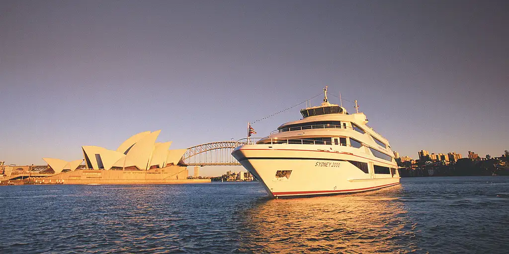 Sydney Harbour Sunset Dinner Cruise