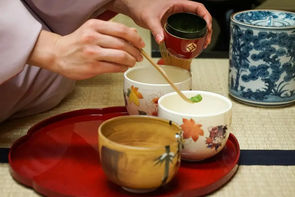 Kyoto Tea Ceremony And Kiyomizu-dera Temple Walking Tour